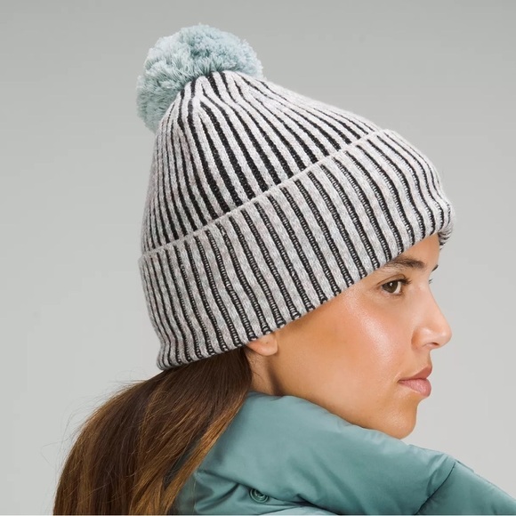 Lululemon Womens Textured Fleece-Lined Knit Beanie